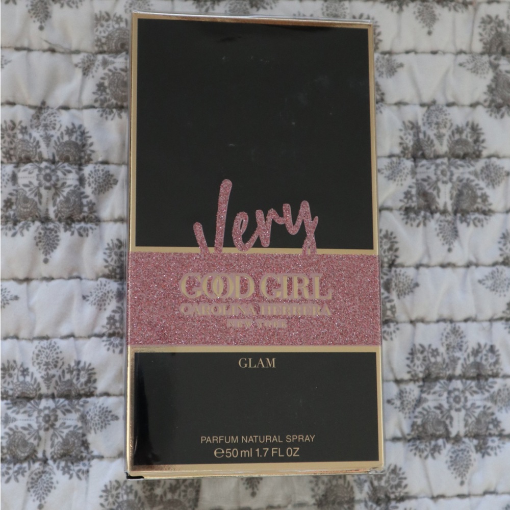 Carolina Herrera Very Good Girl Glam 50 ml